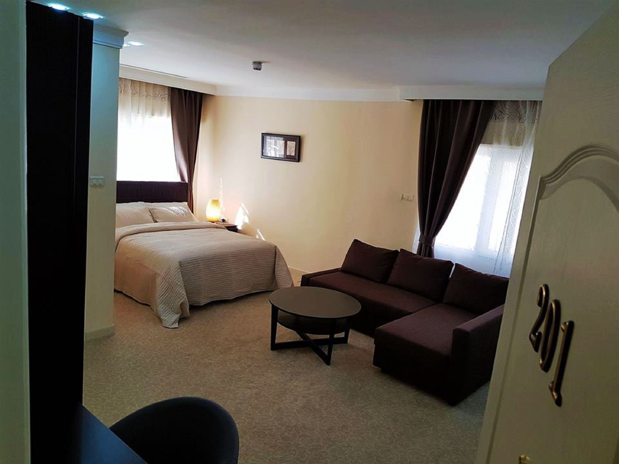 Al Basem Hotel Амман Экстерьер фото